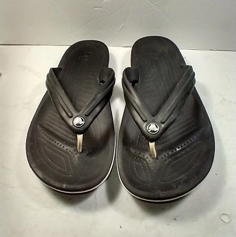 Crocs Crocband Black Thong Flip Flop Sandals Men's sz 12